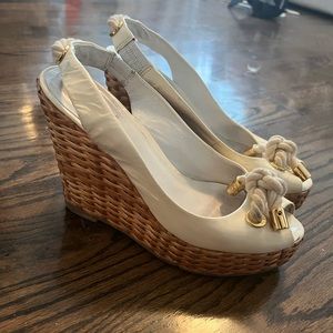 Tory Burch white patent leather wedge shoe - used size 36.5